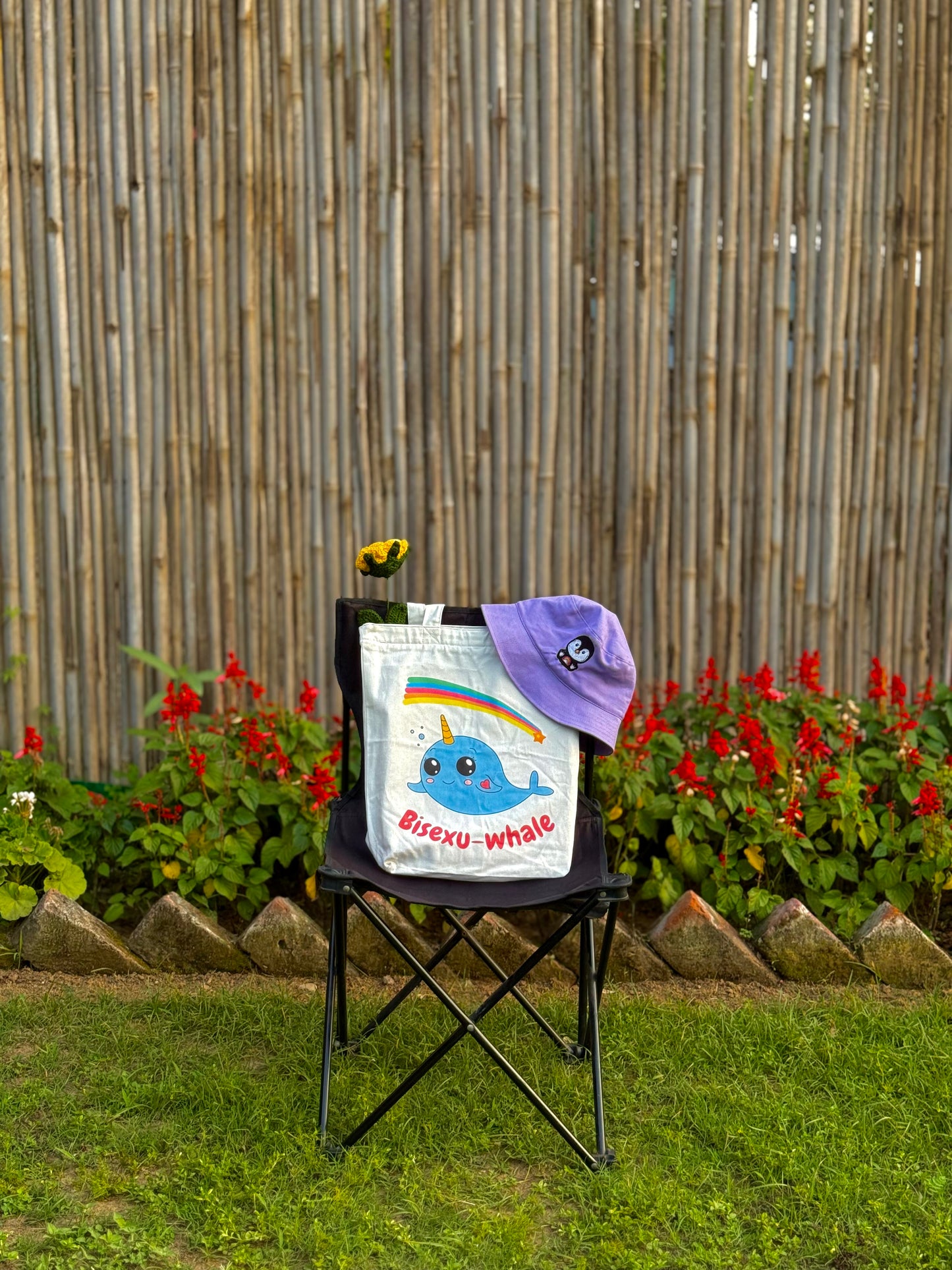 Bisexuwhale Tote Bag